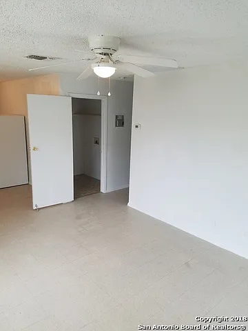 3143 La Violeta St — Photo 6