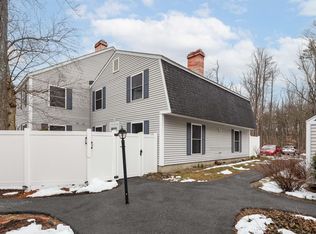 24 Hemlock Frst #24, Dover, NH 03820