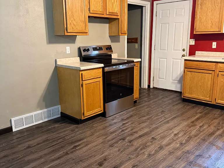 209 N Governor St #209 — Photo 3