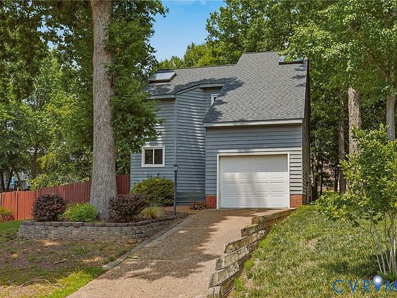 2nd image of 1706 Sheldrake Ct