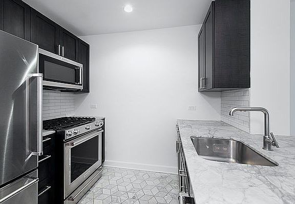 4th image of 21 S End Ave APT 2307