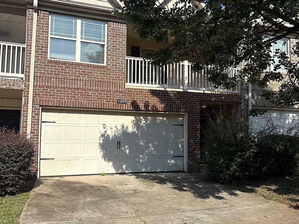 1096 McConaughy Ct