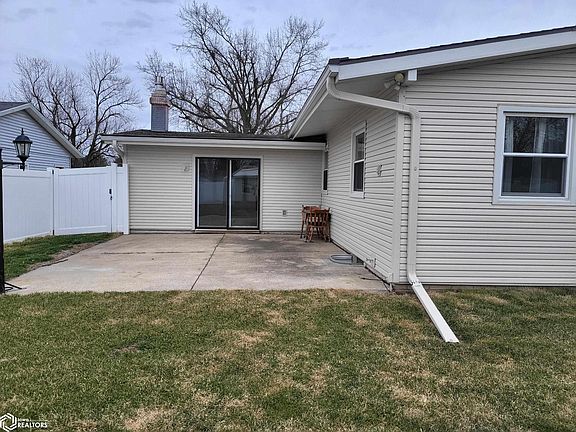 2nd image of 2109 S 5th St