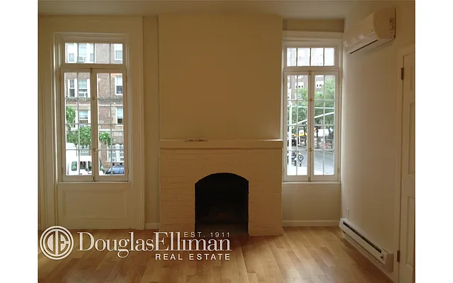 Rented by Douglas Elliman | media 30