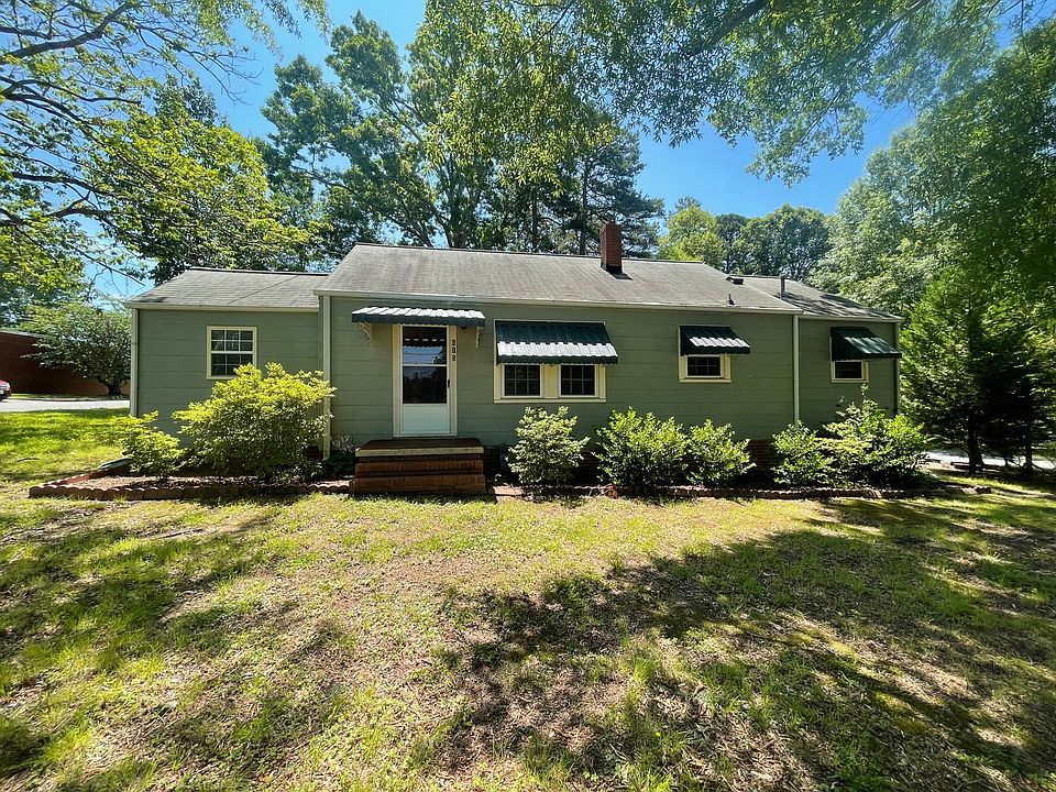 1st image of 615 Whitsett Ave