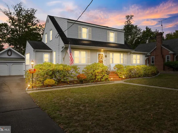 65 Elizabeth St, Pemberton, NJ 08068