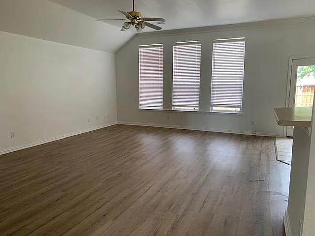 6009 Stone Trace Ln — Photo 12