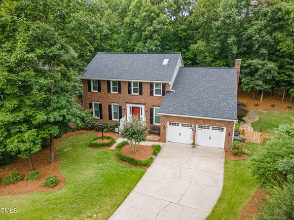 103 Welchdale Ct, Cary, NC 27513