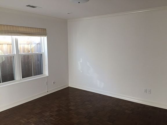 4th image of 8675 Glen Meadow Ln
