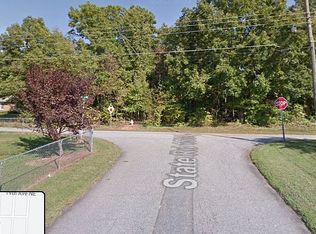 28th St NE, Hickory, NC 28601