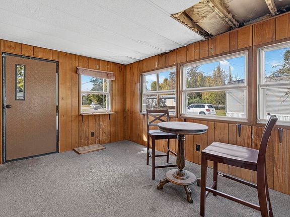 3rd image of 4 Stevens Drive