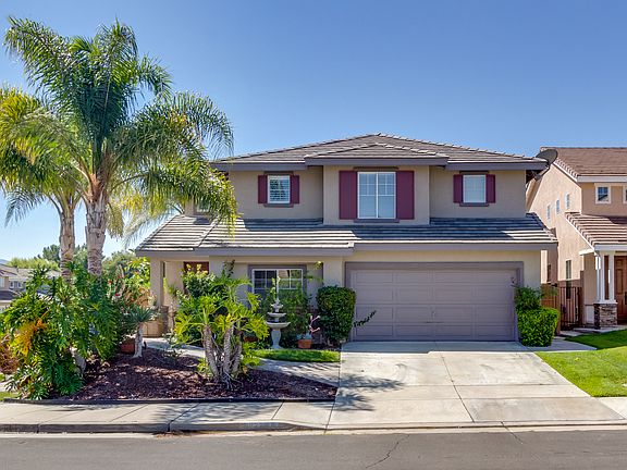 3rd image of 32279 Calle Avella