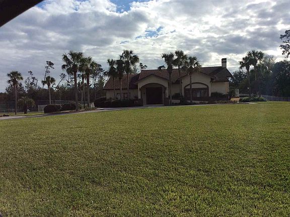 3rd image of 3405 S Silvertree Way