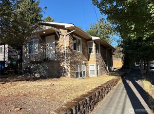 5100 26th Ave NE, Seattle, WA 98105