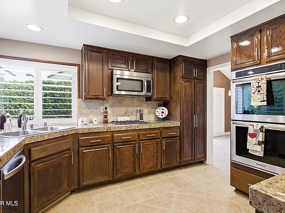 2nd image of 2058 Coleman Ct