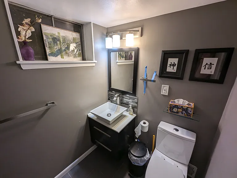 Ashbury Dr — Photo 10