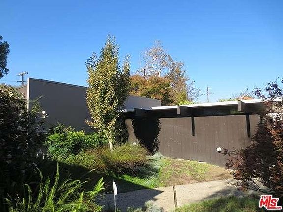2nd image of 2421 S Halm Ave