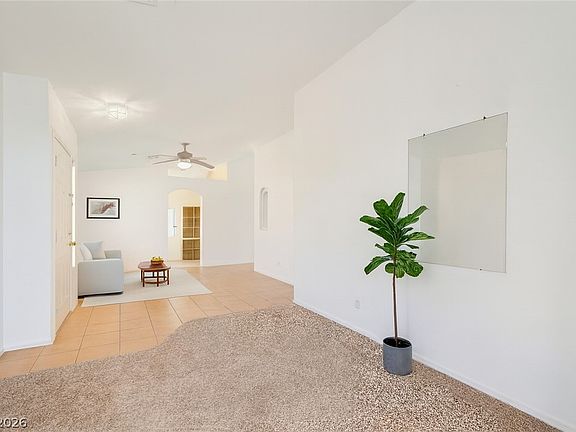 2nd image of 3048 Sierra Ridge Dr