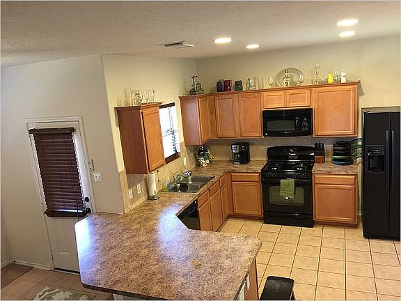 2nd image of 10611 Laurelton Ct