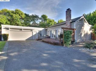 24 Creek Tree Ln, Alamo, CA 94507