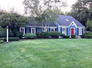 105 Sheep Farm Dr, East Greenwich, RI 02818