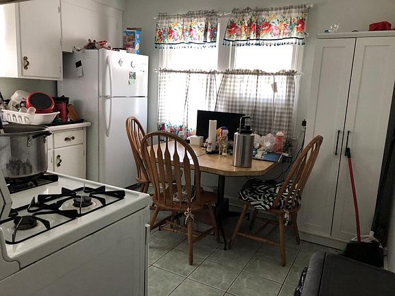 2nd image of 3632 N 36th STREET
