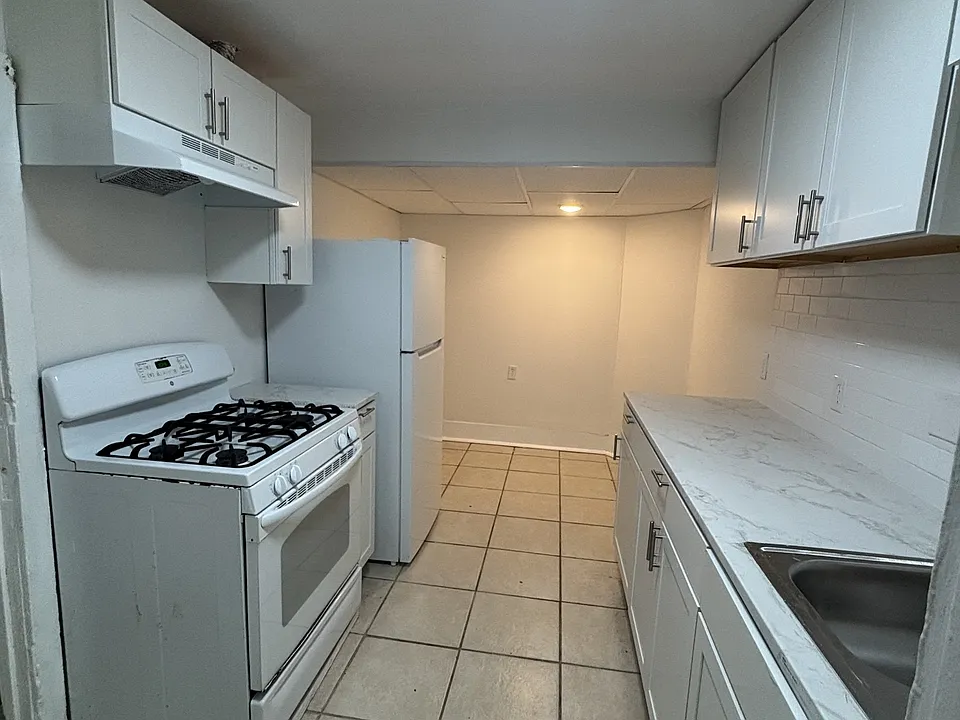 7904 Saint Charles Ave #L-4
