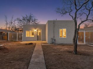 902 Headingly Ave NW, Albuquerque, NM 87107