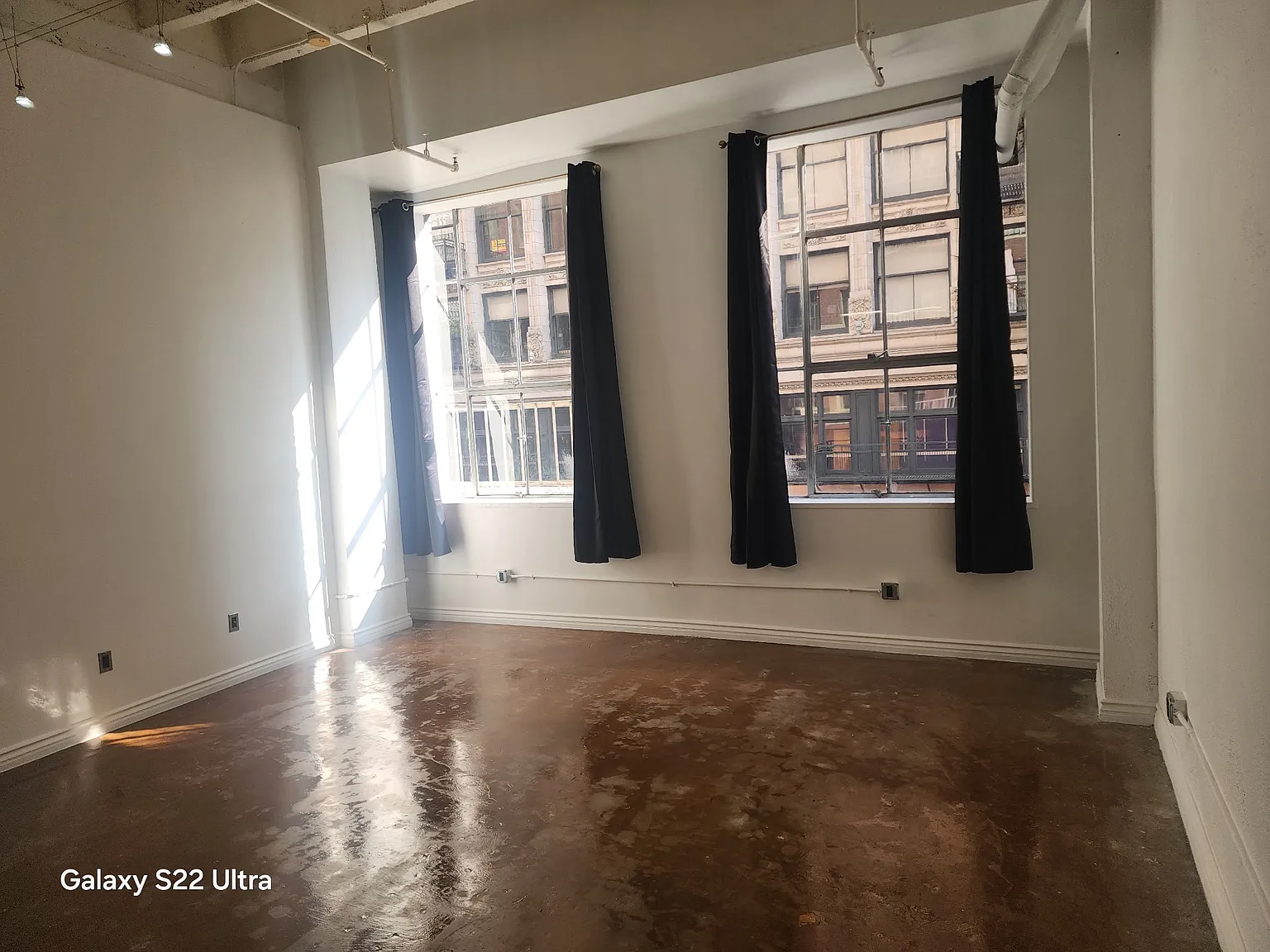 1 bed, 700 sqft, $1,900 — Photo 3