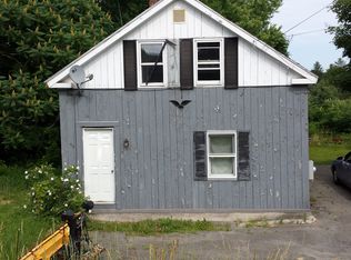 56 South St, Bernardston, MA 01337