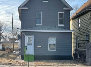 714 5th St, Rock Island, IL
