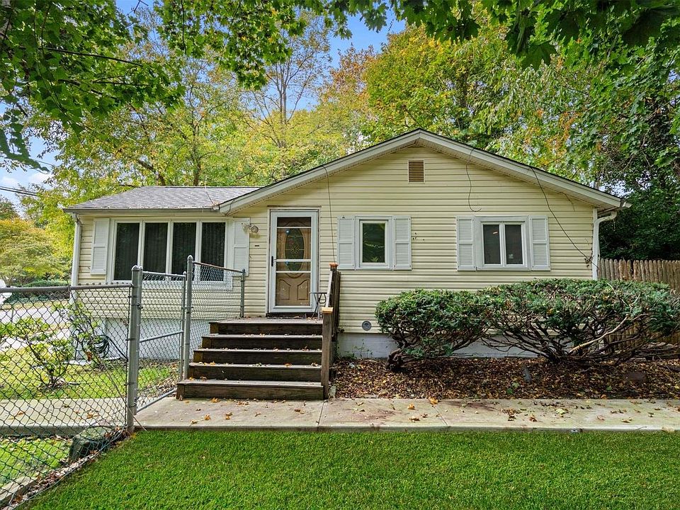 1st image of 176 Berkshire Drive