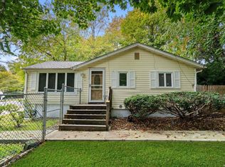 176 Berkshire Dr, Farmingville, NY 11738