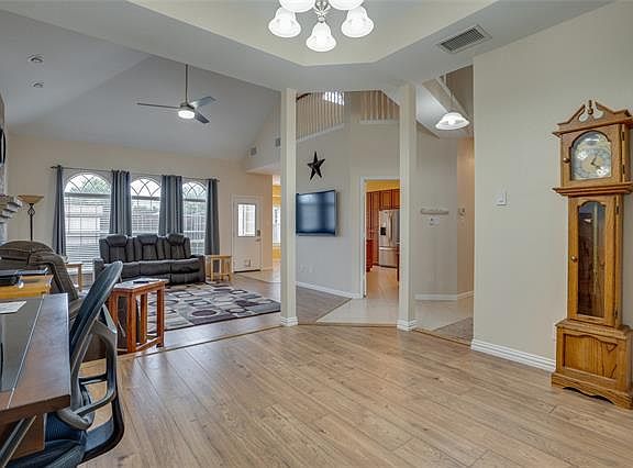 5th image of 1605 Waterford Dr