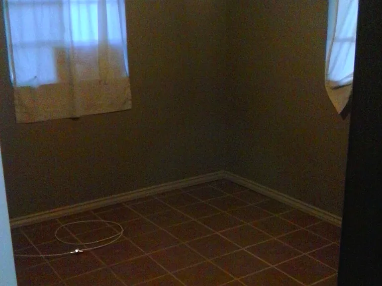 bedroom west night view