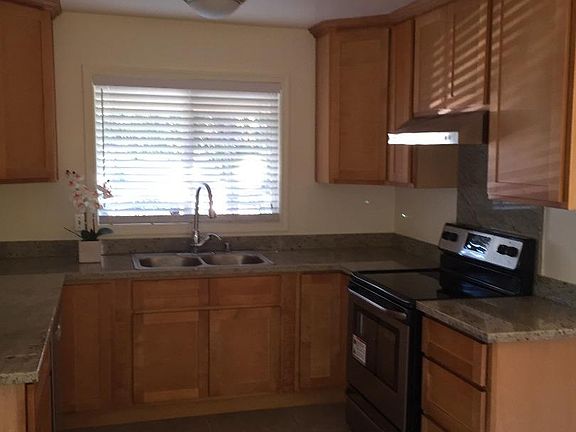 4th image of 1634 Sundown Ln