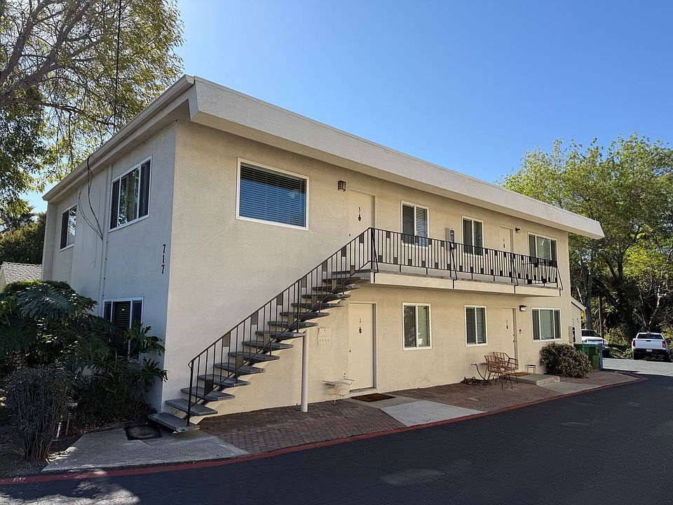 1st image of 717 Grand Ave #2
