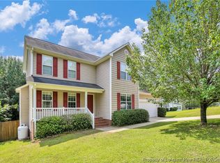 232 Cobblestone Dr, Spring Lake, NC 28390