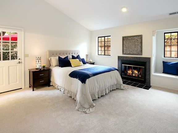 4th image of 613 Middlefield Dr
