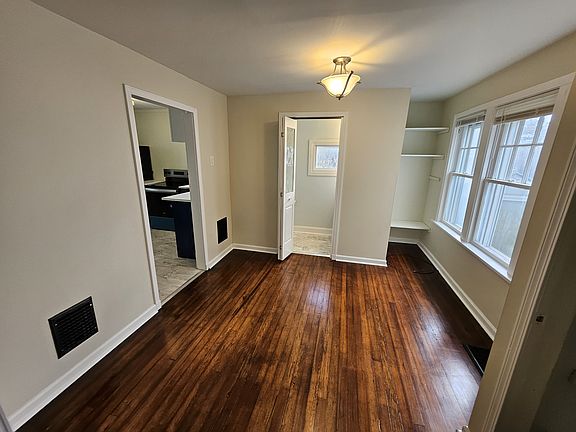 2nd image of 183 Dunlop Ave