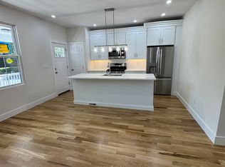 (Undisclosed Address), Pelham, NY 10803