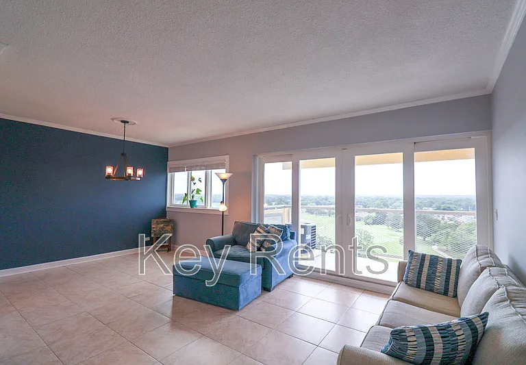 825 Bayshore Dr #1006 — Photo 1