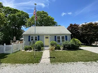 71 New London Rd — Photo 2