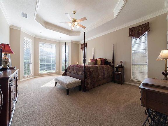 3rd image of 3655 Saint Andrews Dr
