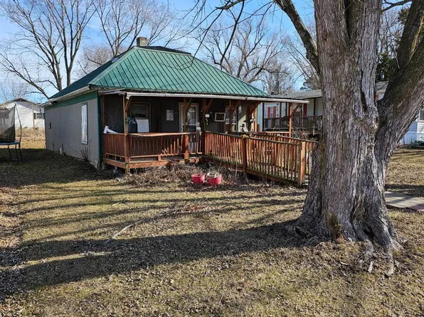 202 Wood St, Mendon, MO 64660