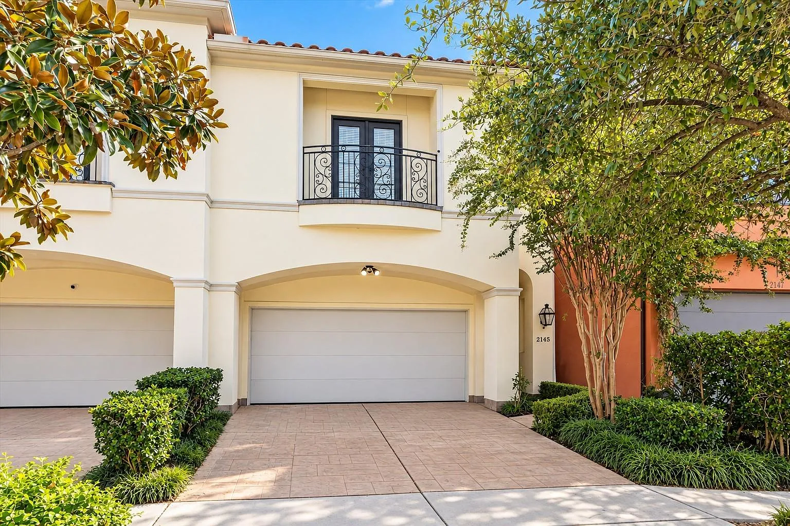 3 bed, 3.5 bath, 3178 sqft, $7,000 — Photo 1