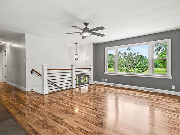 3rd image of 4725 E State Road 4