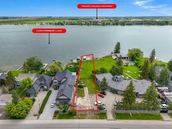 492 W Chestermere Dr, Chestermere, AB T1X 1B3