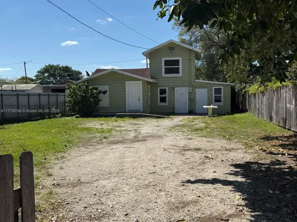 1612 NW 51st Ter, Miami, FL 33142