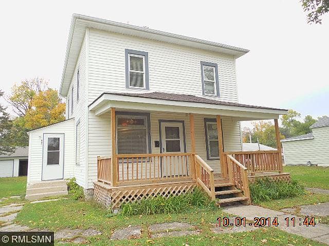 1st image of 608 Walnut Ave E